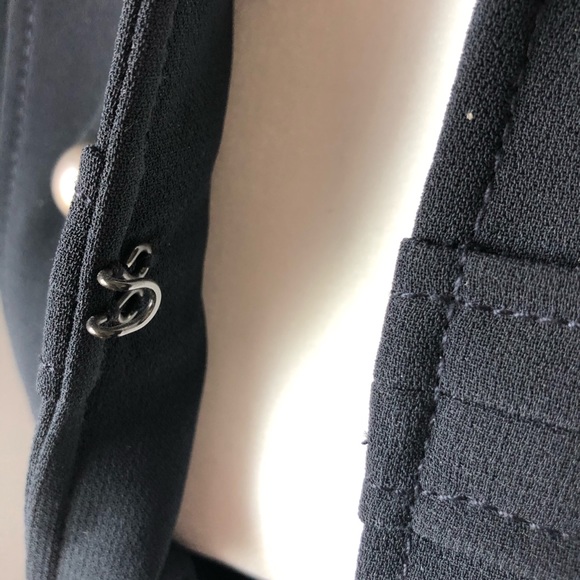 TAHARI Pant suit- 2 Pieces - Picture 5 of 7